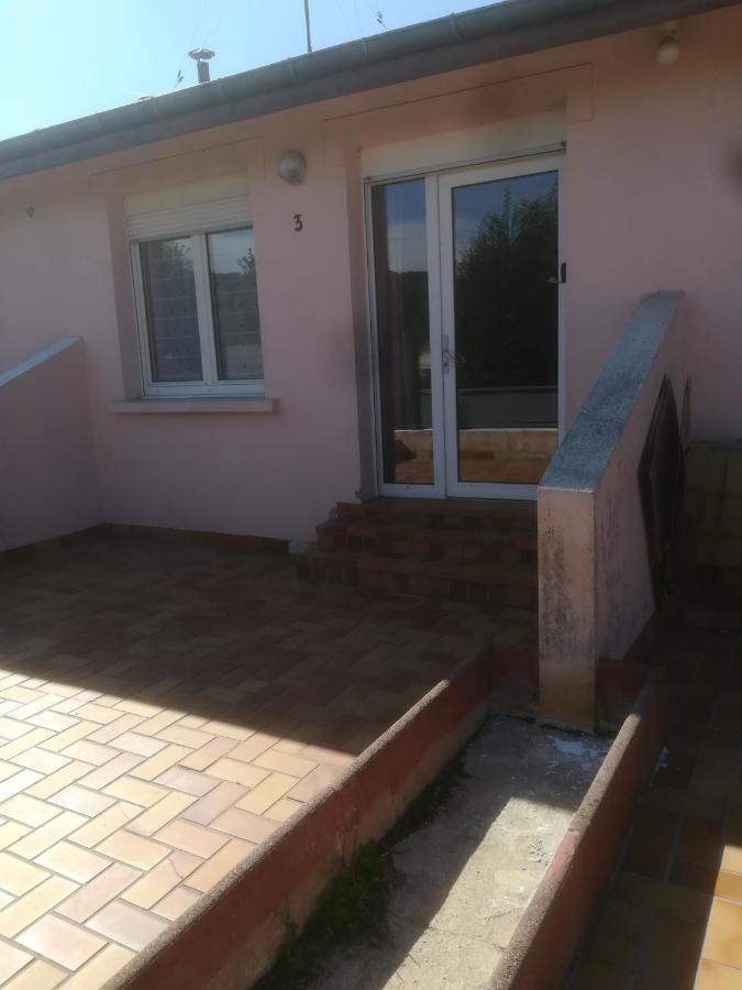 Logement De Plein Pied A Mirecourt Экстерьер фото